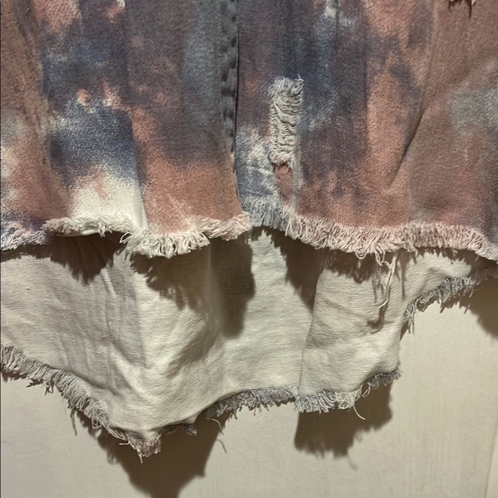 POL oversized Tie-Dye Button Down Shirt - Picture 5 of 6